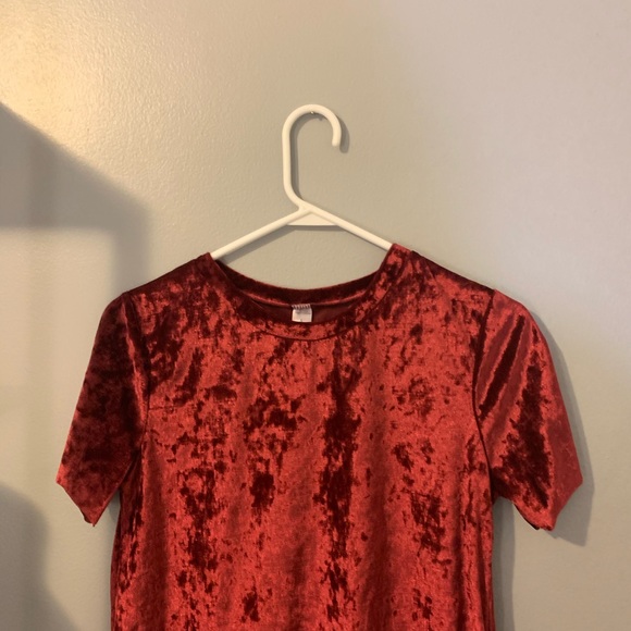 red velvet tee shirt style dress size small - Picture 3 of 3